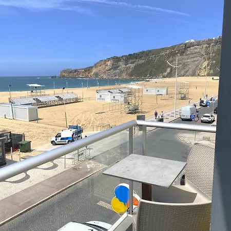 Na Crista Da Onda 2* Nazaré