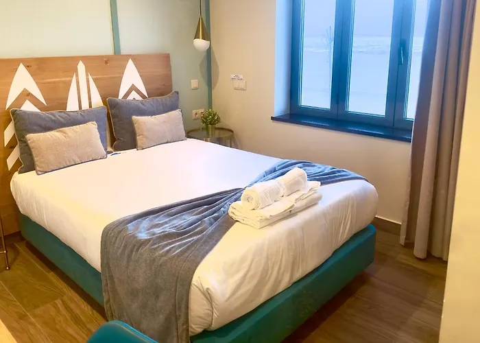 Guest house Na Crista Da Onda Nazare